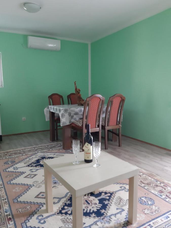 Apartments Snezana บาร์ ภายนอก รูปภาพ