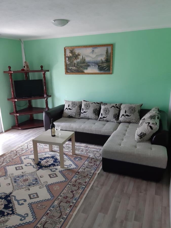 Apartments Snezana บาร์ ภายนอก รูปภาพ
